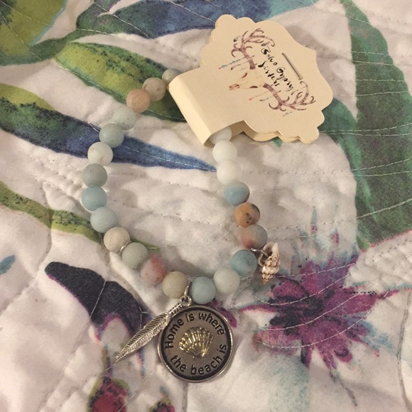 Boho Gypsy Sisters Jewelry - 🆕New Home is where the beach is bracelet